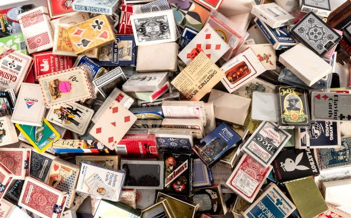 Card collectible game pony little basically play trading tweet share